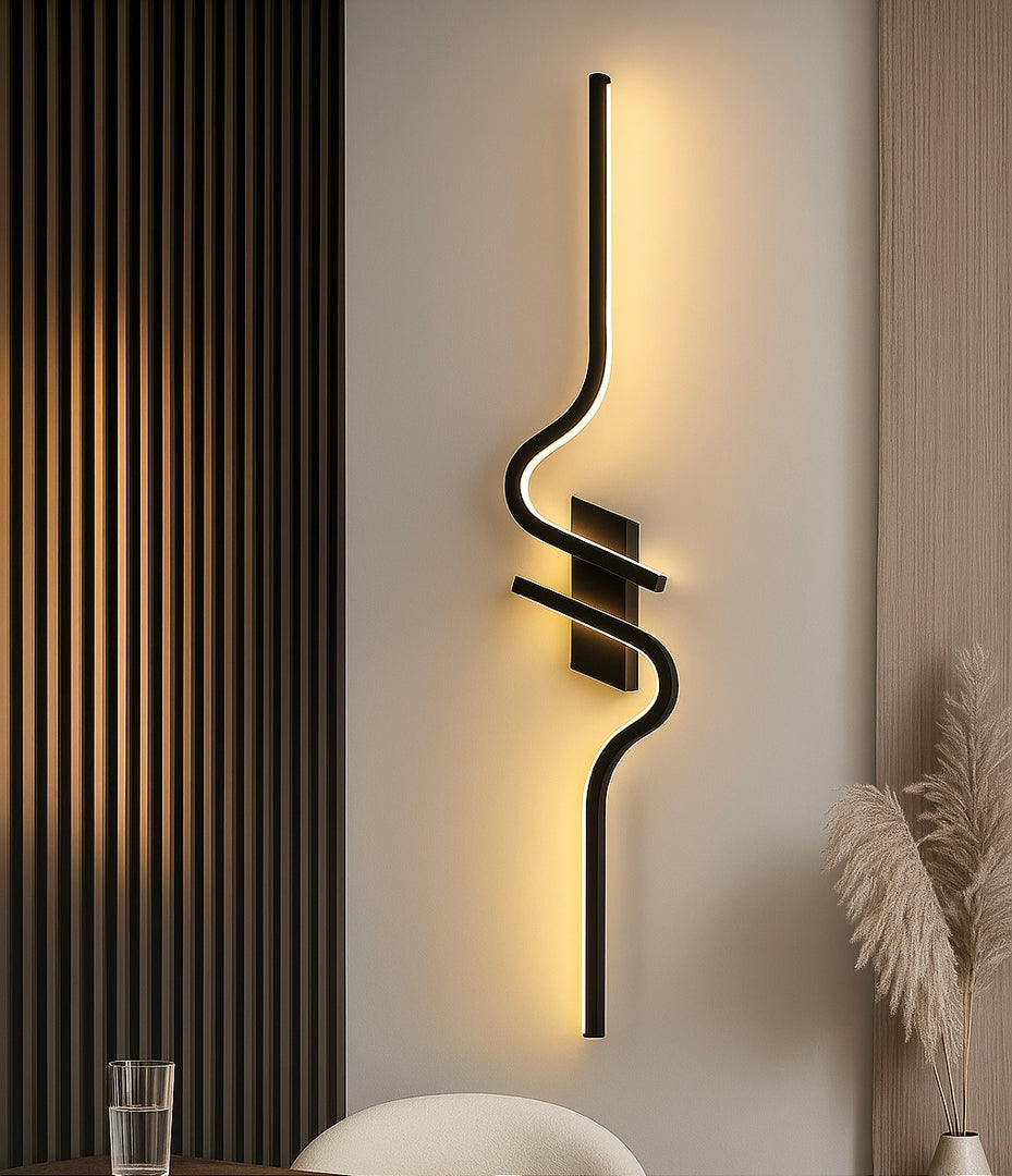 Virelle Curve Wall Light